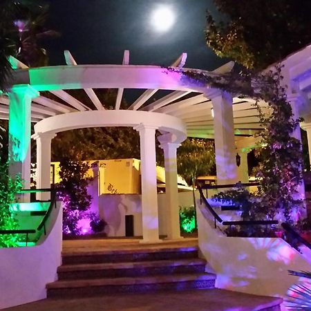 Country House Cortijo De La Fuente La Bobadilla Екстериор снимка